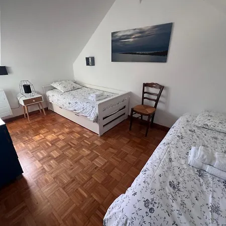 Le Petit Poisson Rouge, Parking Prive, Et Jardin * Étretat